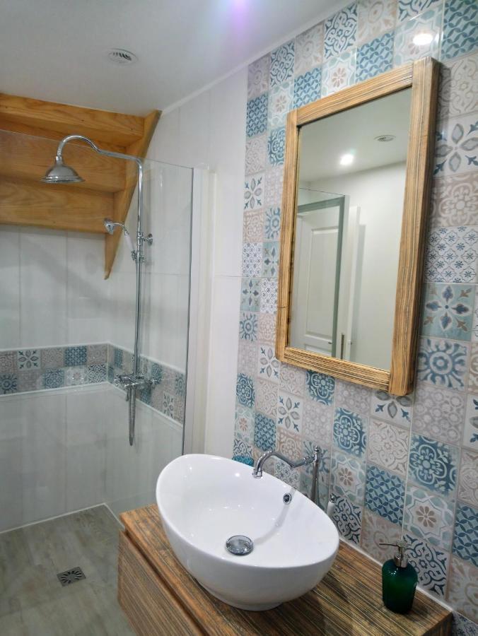 Joli Duplex Avec Balcon Et Vue Sur Place Du Centre Historique ! Foix Exterior foto