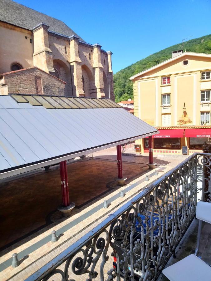 Joli Duplex Avec Balcon Et Vue Sur Place Du Centre Historique ! Foix Exterior foto
